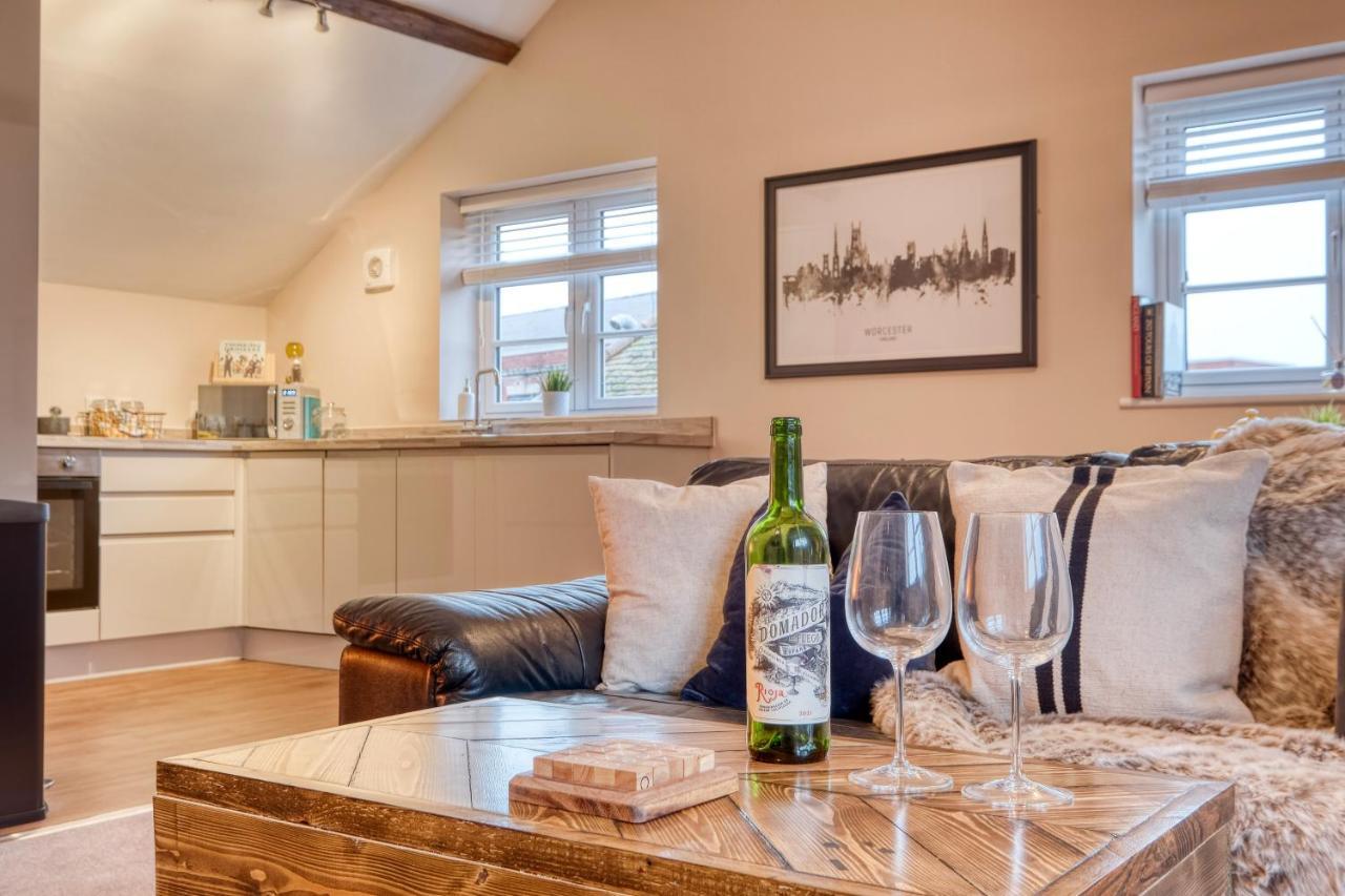 The Station Loft City Centre 1-Bed Apartment Worcester Exteriör bild
