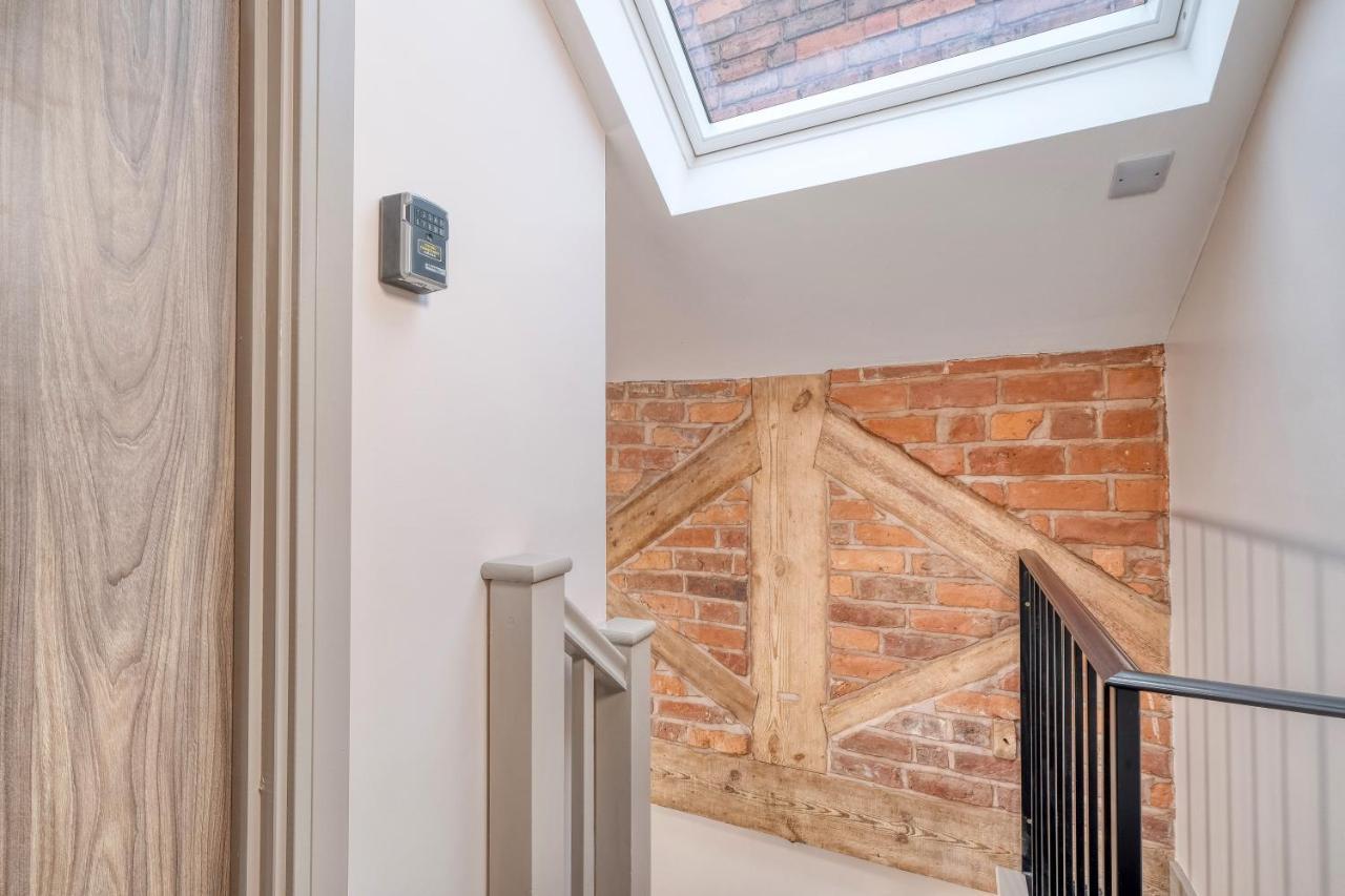 The Station Loft City Centre 1-Bed Apartment Worcester Exteriör bild